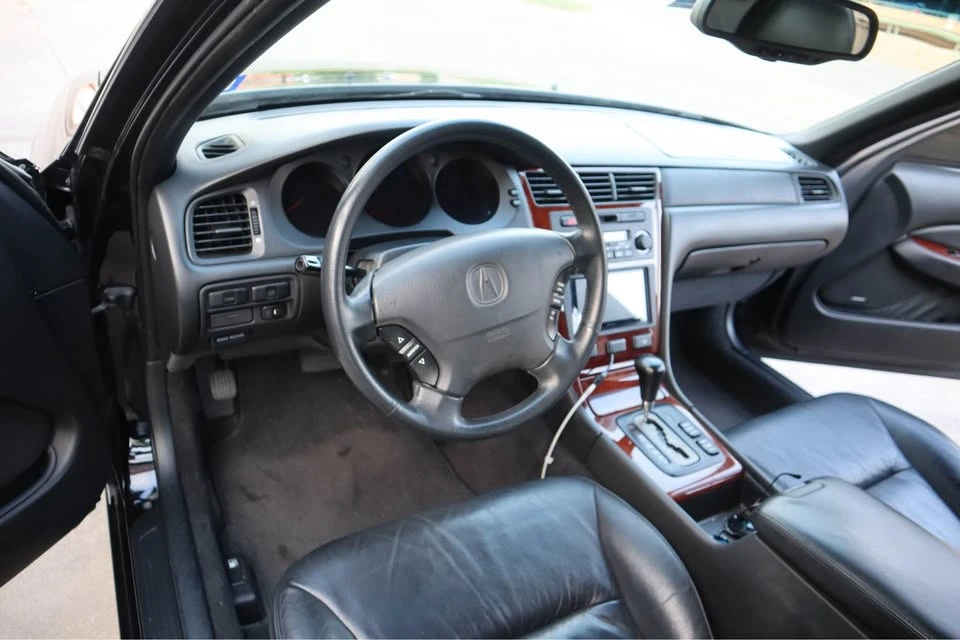 2002 Acura RL 1st Gen - Image 6 of 15