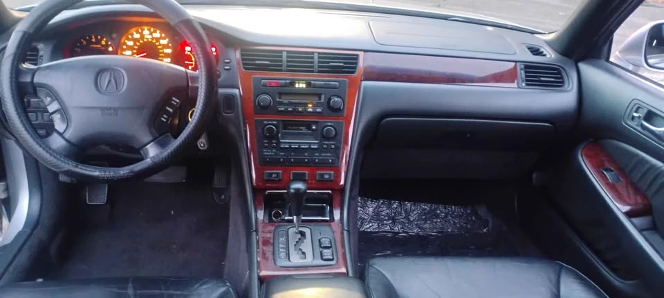 2002 Acura RL 1st Gen - Image 7 of 8