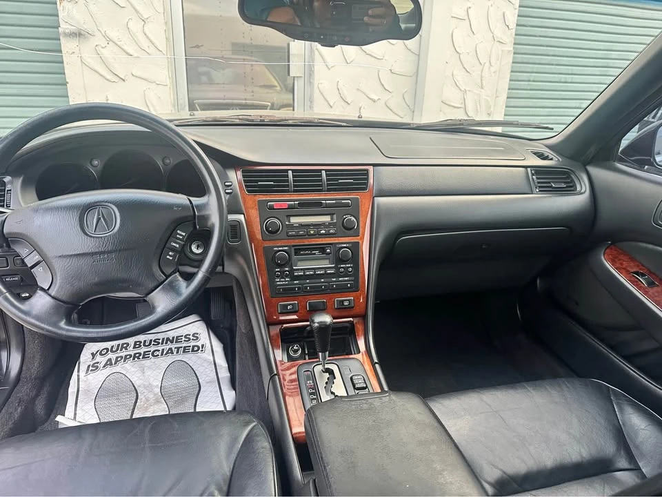 2002 Acura RL 2nd Gen - Image 4 of 10