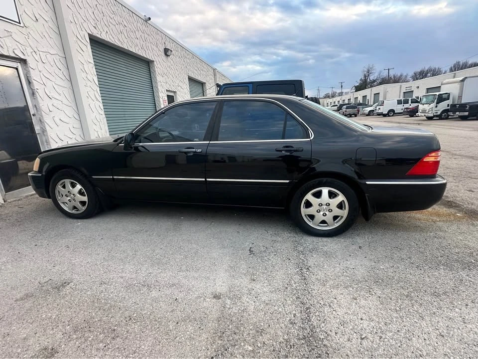 2002 Acura RL 2nd Gen - Image 8 of 10