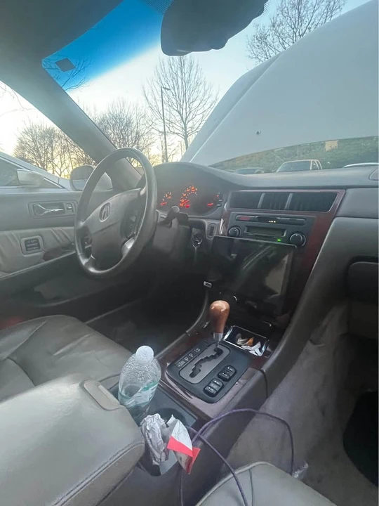 2002 Acura RL 2nd Gen - Image 12 of 14