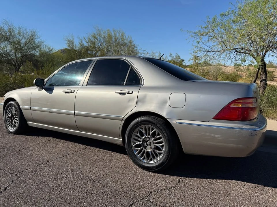 2002 Acura RL 1st Gen - Image 3 of 19