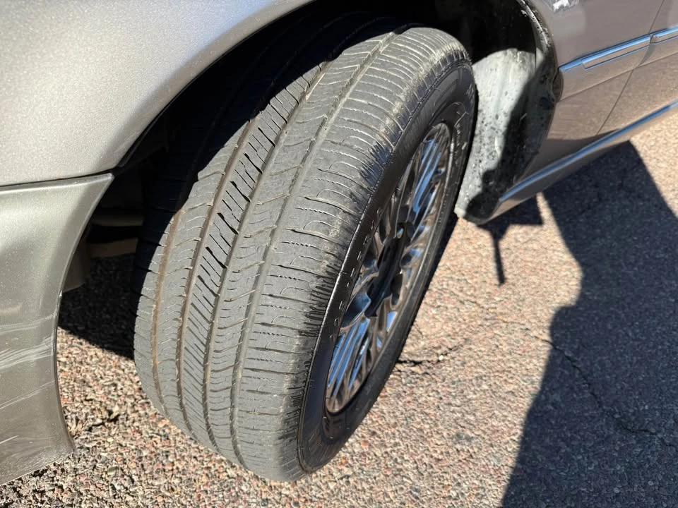 2002 Acura RL 1st Gen - Image 16 of 19