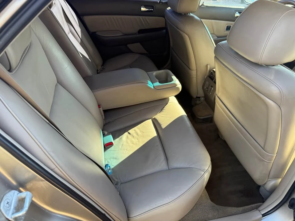 2002 Acura RL 1st Gen - Image 11 of 19