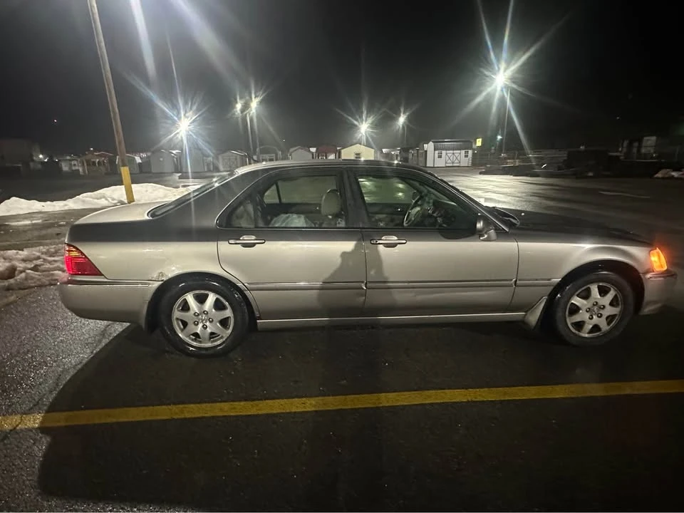 2002 Acura RL 1st Gen - Image 2 of 7