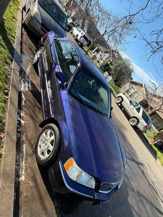 2002 Acura RL 1st Gen - Image 7 of 8