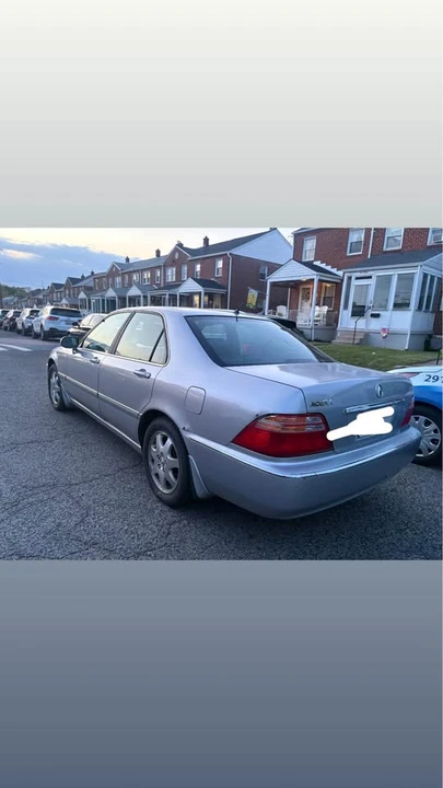 2002 Acura RL 1st Gen - Image 2 of 5