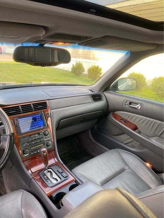2002 Acura RL 1st Gen - Image 8 of 16