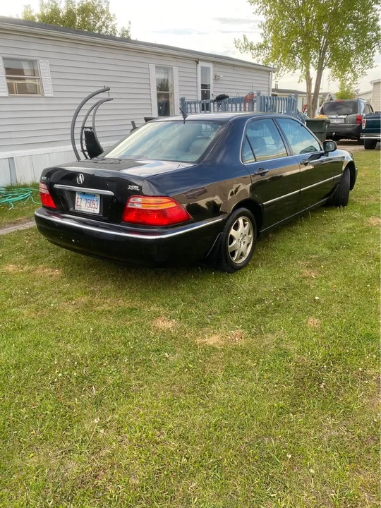 2002 Acura RL 1st Gen - Image 5 of 16