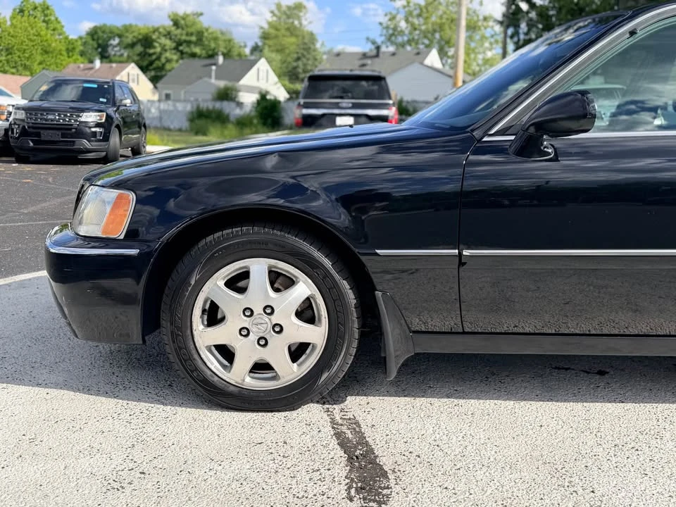 2002 Acura RL 1st Gen - Image 4 of 14