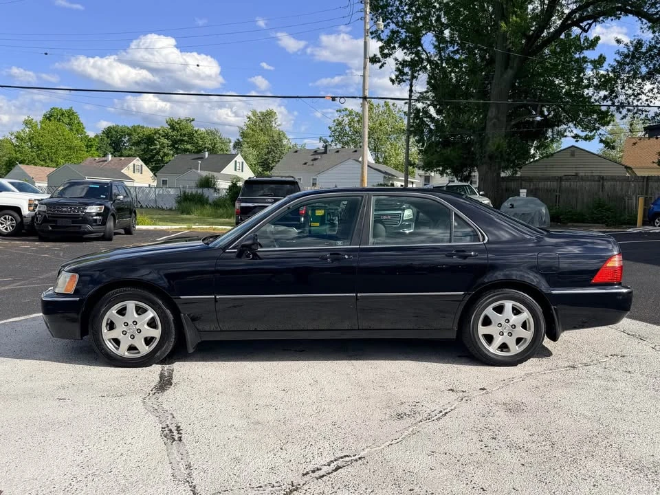 2002 Acura RL 1st Gen - Image 2 of 14