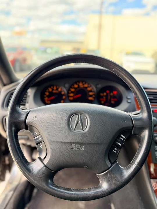 2002 Acura RL 1st Gen - Image 11 of 14