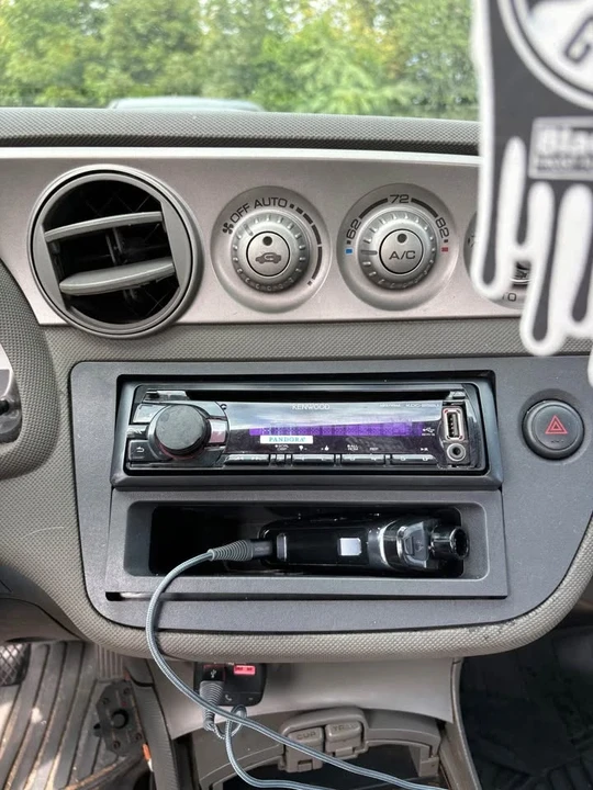 2002 Acura RSX - Image 7 of 10
