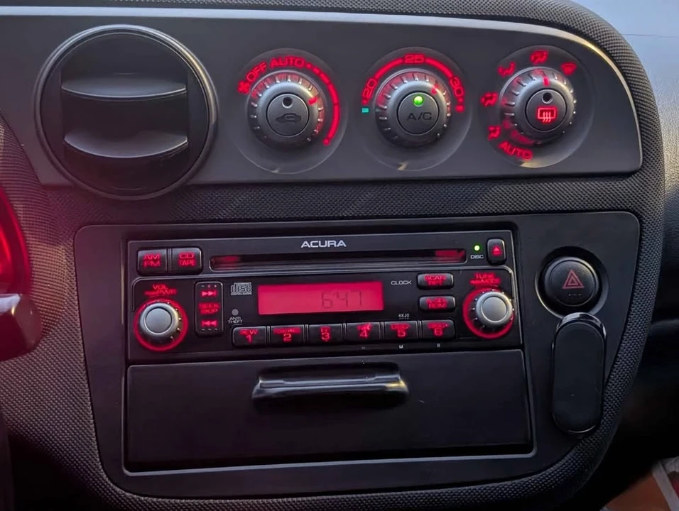 2002 Acura RSX - Image 5 of 8