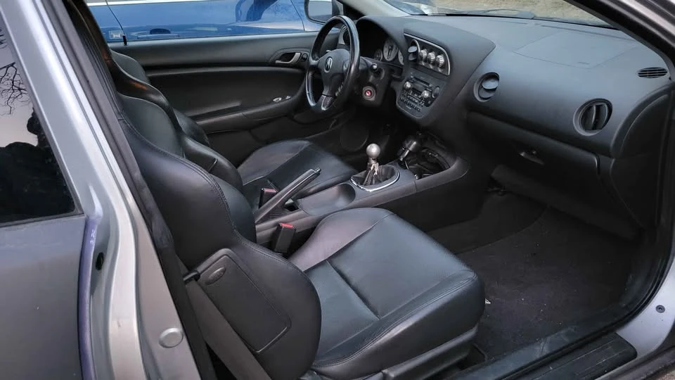 2002 Acura RSX - Image 9 of 9