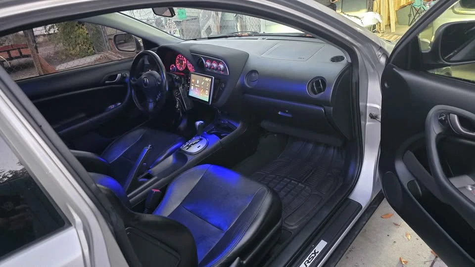 2002 Acura RSX - Image 9 of 10