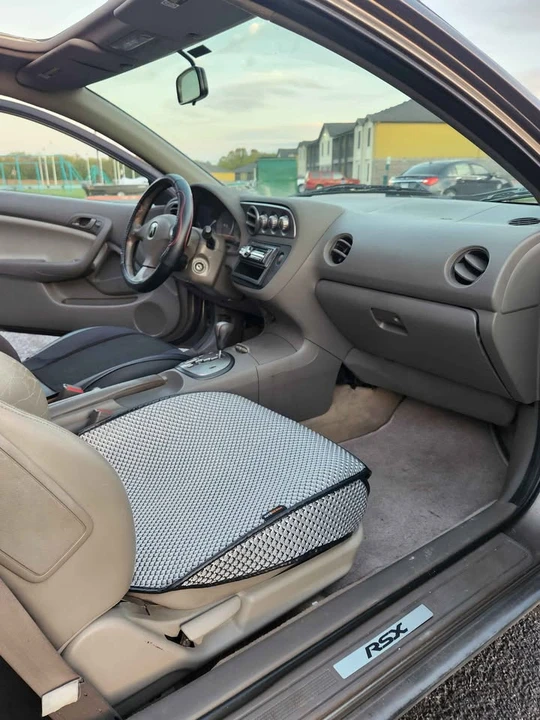 2002 Acura RSX - Image 8 of 9