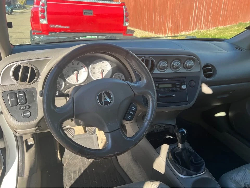 2002 Acura RSX - Image 9 of 10