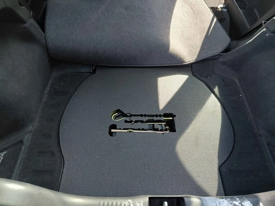 2002 Acura RSX - Image 10 of 10