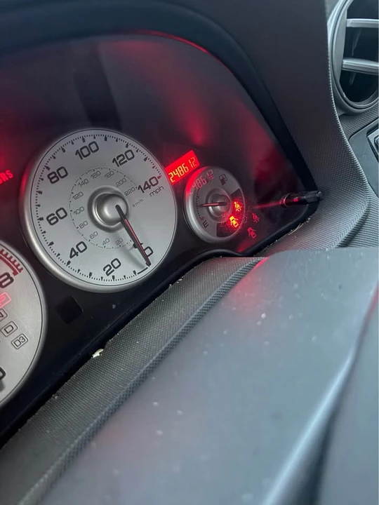 2002 Acura RSX - Image 11 of 13