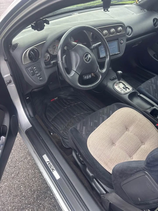 2002 Acura RSX Type-S - Image 12 of 17