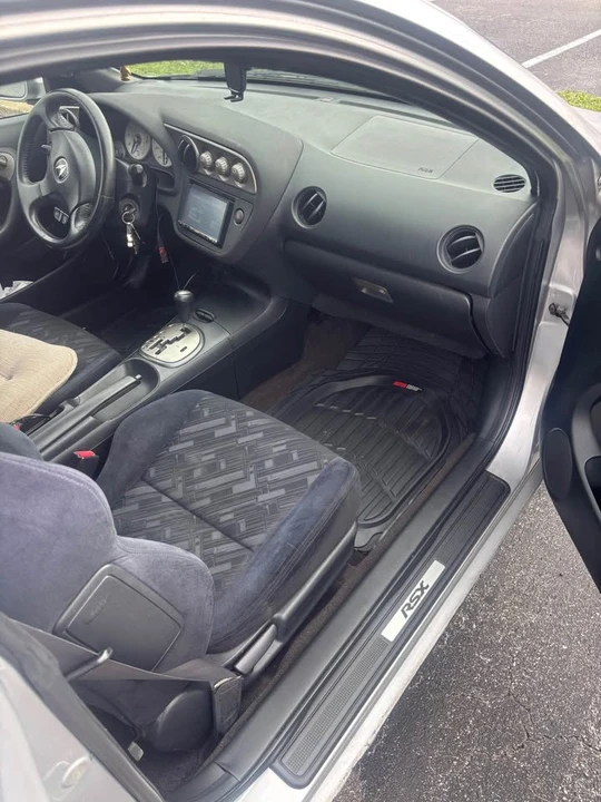 2002 Acura RSX Type-S - Image 7 of 17