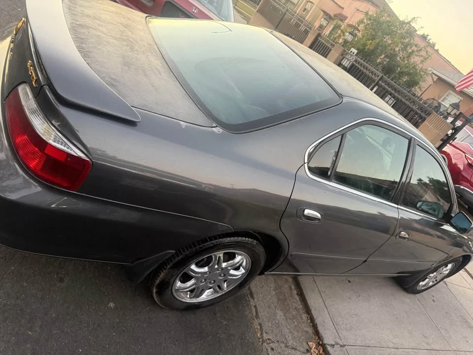 2002 Acura TL 2nd Gen - Image 4 of 11