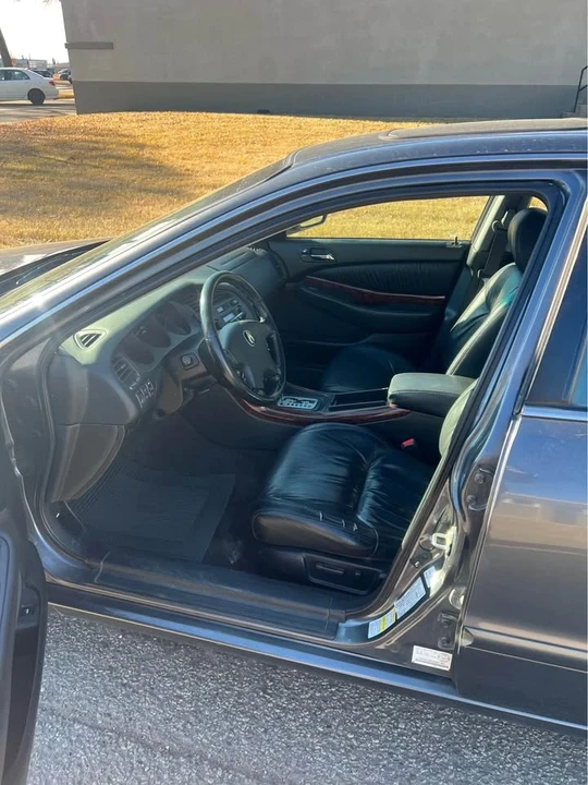 2002 Acura TL 2nd Gen - Image 6 of 9