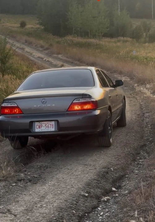 2002 Acura TL 2nd Gen - Image 5 of 5