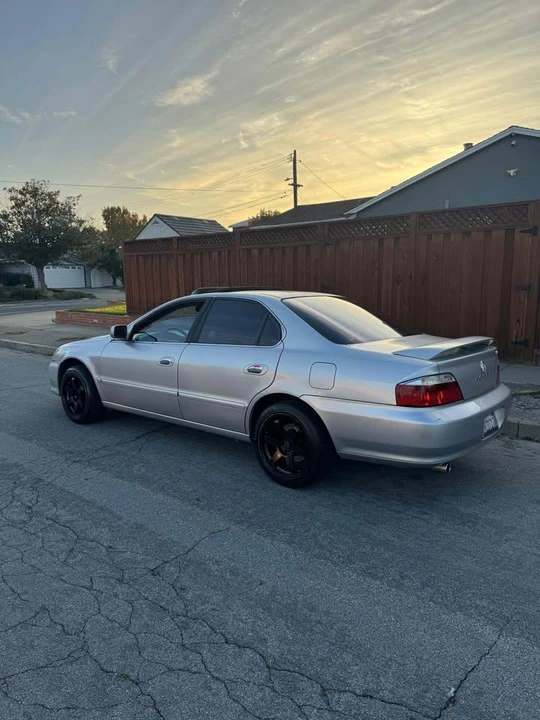 2002 Acura TL 2nd Gen - Image 12 of 15