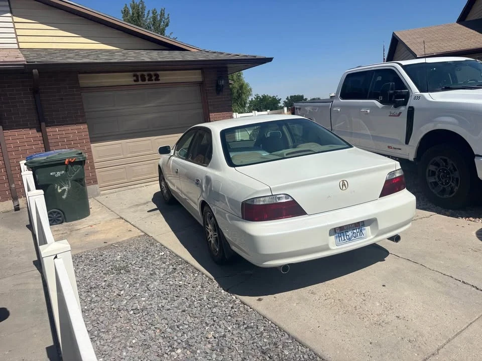 2002 Acura TL 2nd Gen - Image 2 of 4