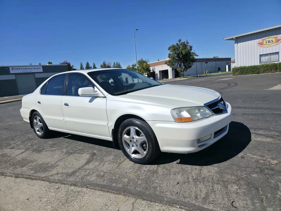 2002 Acura TL 2nd Gen - Image 4 of 15
