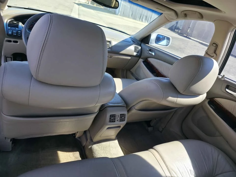 2002 Acura TL 2nd Gen - Image 12 of 15