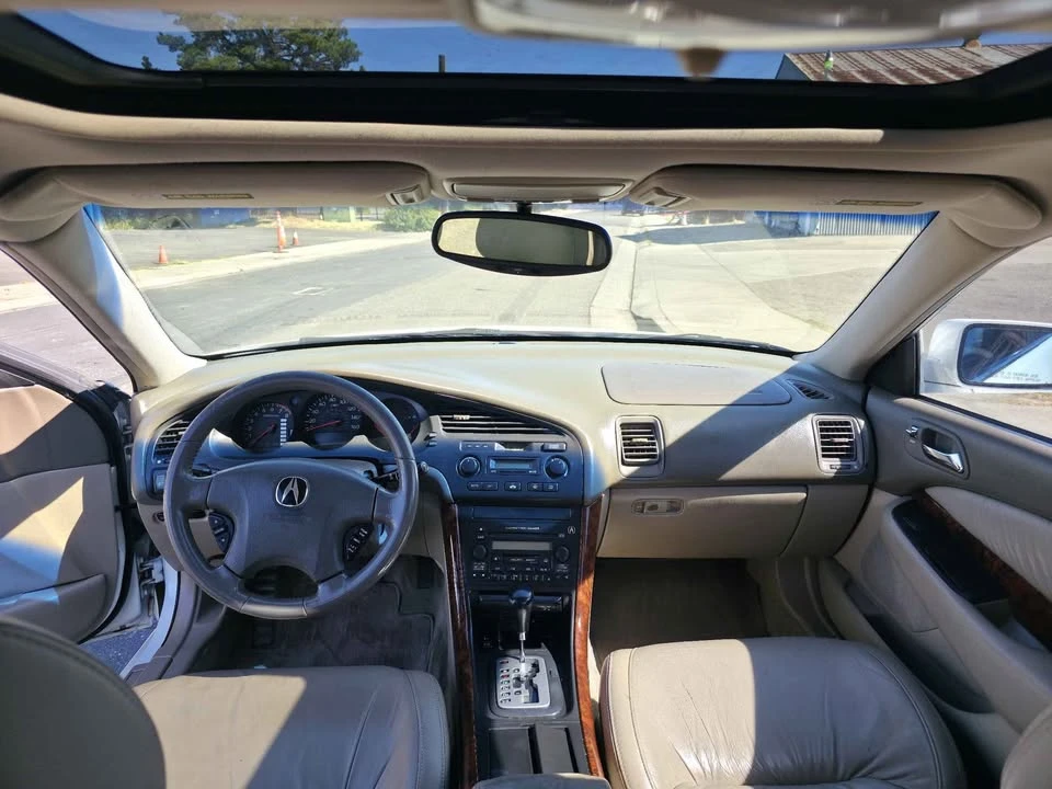 2002 Acura TL 2nd Gen - Image 11 of 15
