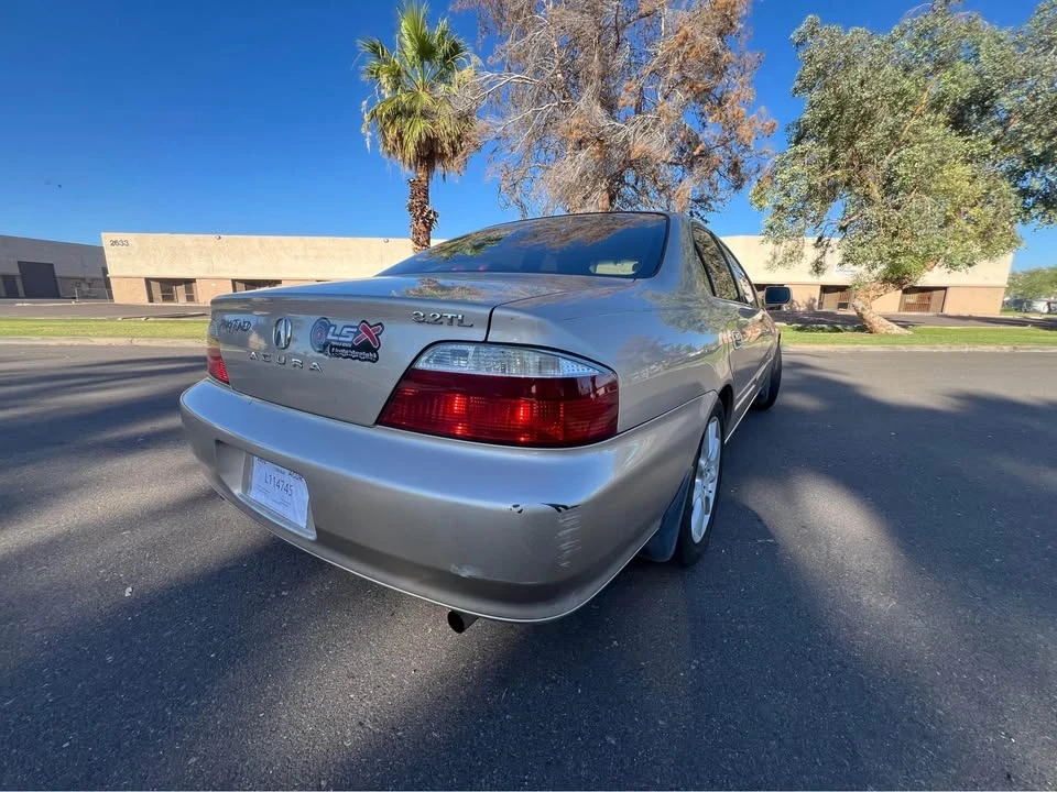 2002 Acura TL 2nd Gen - Image 9 of 12