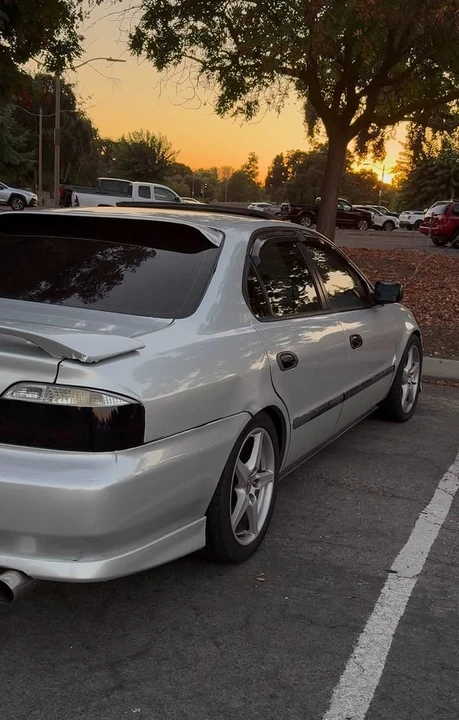 2002 Acura TL 2nd Gen - Image 4 of 10