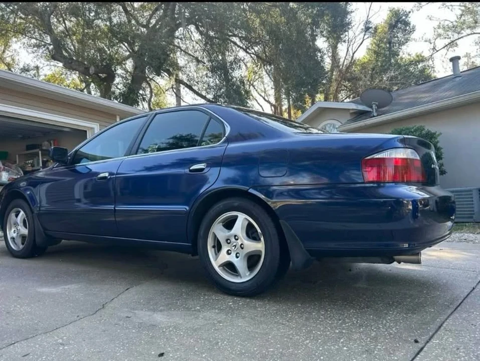 2002 Acura TL 2nd Gen - Image 3 of 9