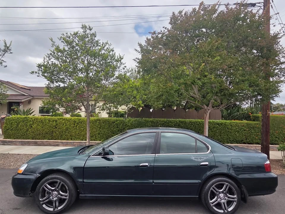 2002 Acura TL 2nd Gen - Image 2 of 7