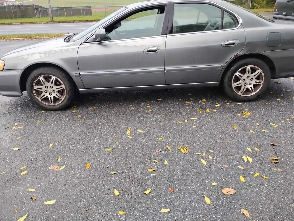 2002 Acura TL 2nd Gen - Image 4 of 7