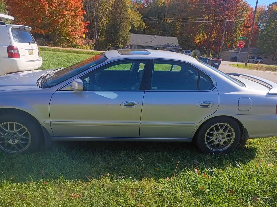 2002 Acura TL 2nd Gen - Image 3 of 6