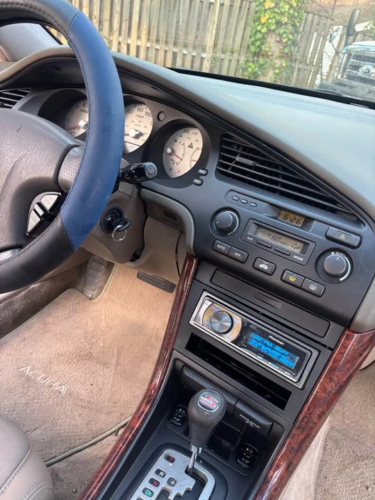 2002 Acura TL 2nd Gen - Image 13 of 16