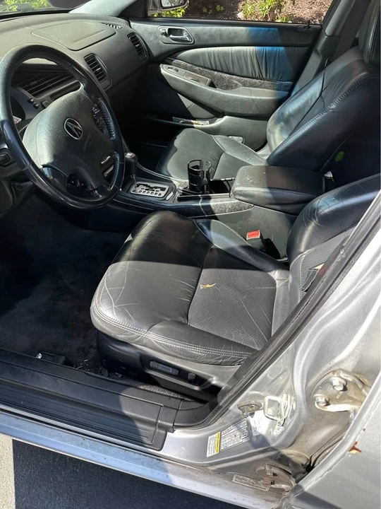 2002 Acura TL 2nd Gen - Image 8 of 10