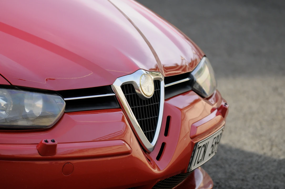 2002 Alfa Romeo 156 GTA - Image 14 of 31