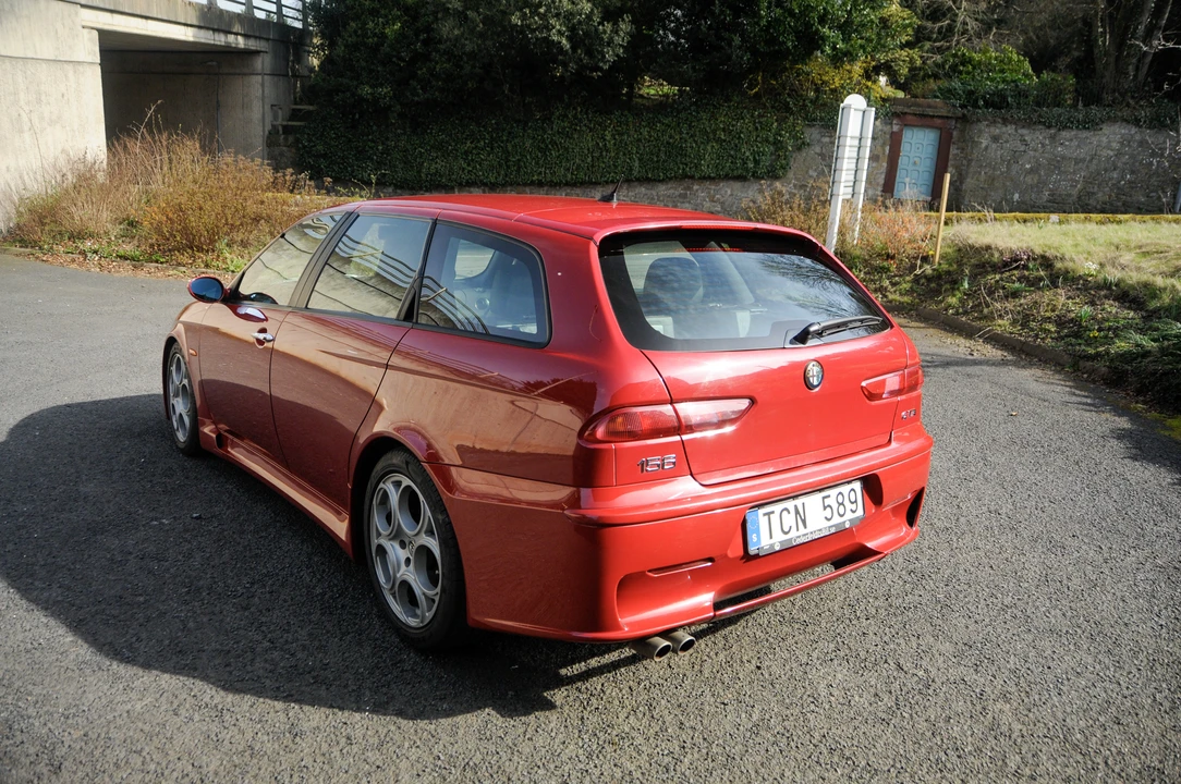 2002 Alfa Romeo 156 GTA - Image 5 of 31