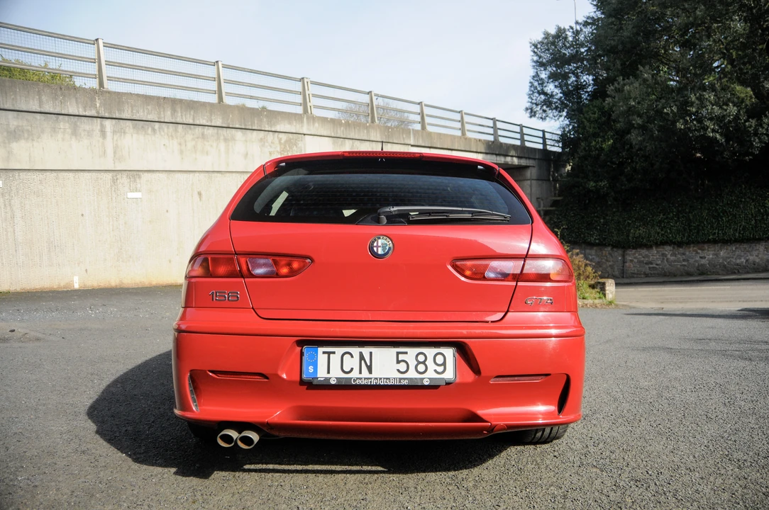 2002 Alfa Romeo 156 GTA - Image 6 of 31