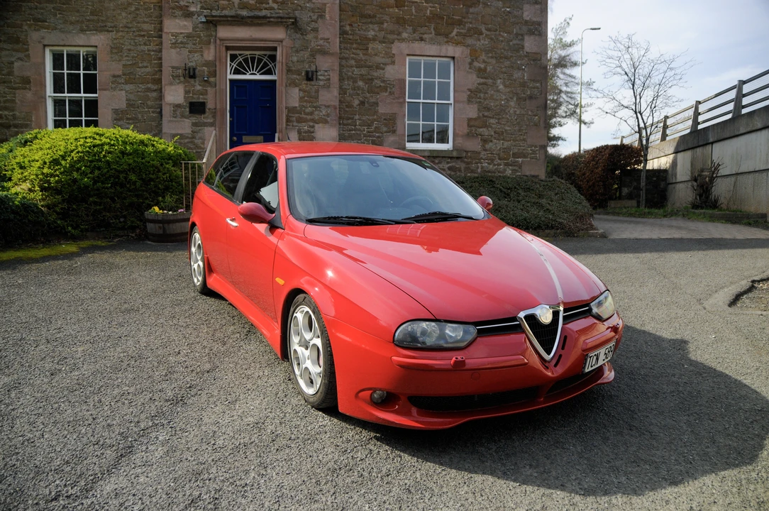 2002 Alfa Romeo 156 GTA - Image 9 of 31