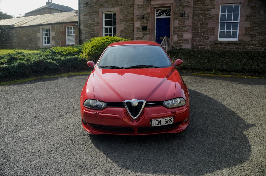 2002 Alfa Romeo 156 GTA - Image 10 of 31