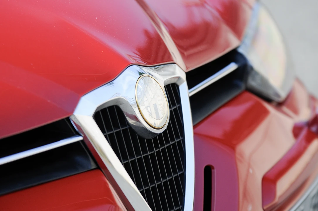 2002 Alfa Romeo 156 GTA - Image 28 of 31