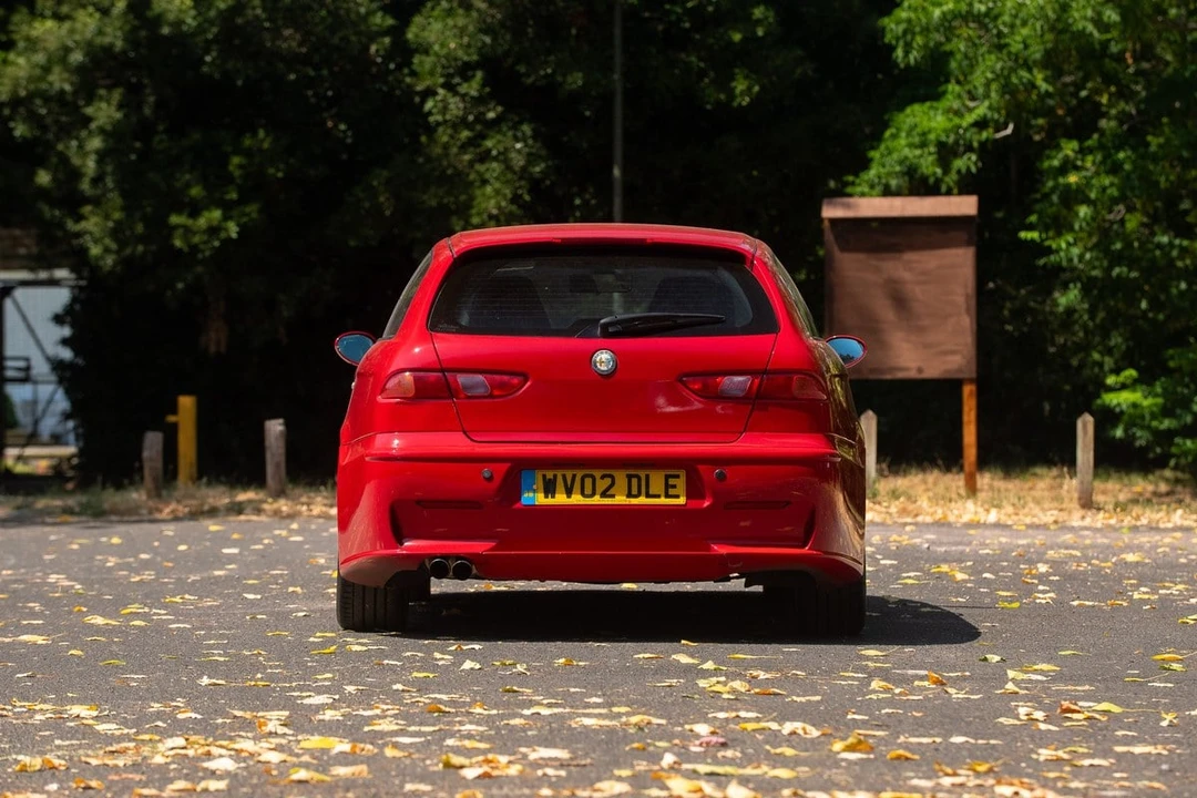 2002 Alfa Romeo 156 GTA - Image 16 of 30