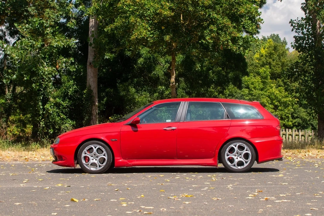 2002 Alfa Romeo 156 GTA - Image 18 of 30
